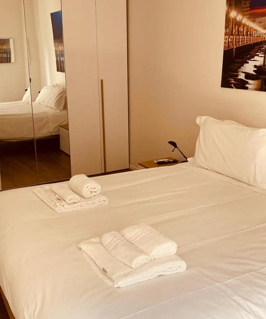 Pizzoli Suite Bari Apartment